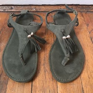 Woman’s Sandals